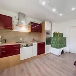 Amigos Apartment